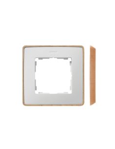 Simon 82 Detail Ramka poj. biała podstawa drewno