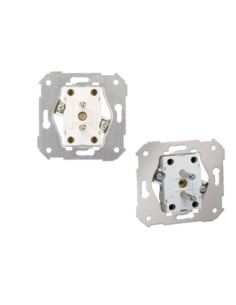 Simon 82 Gniazdo podwójne z/u 16A mechanizm